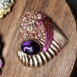 B837 amythest starlight heavenly heart brooch vintage